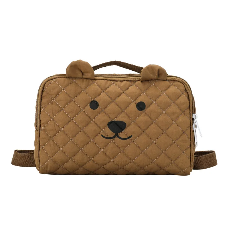 Korean children's cute bear canvas bag for fall/winter 2021 new cartoon bear bag children's portable backpack
Korean children's cute bear canvas bag for fall/winter 2021 new cartoon bear bag children's portable backpack
