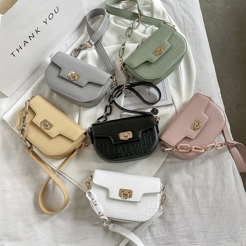 Pu Leather Ladies Saddle Bag Casual Female Lock Shoulder Bag Female New Lipstick Flip Leather Bag
Pu Leather Ladies Saddle Bag Casual Female Lock Shoulder Bag Female New Lipstick Flip Leather Bag