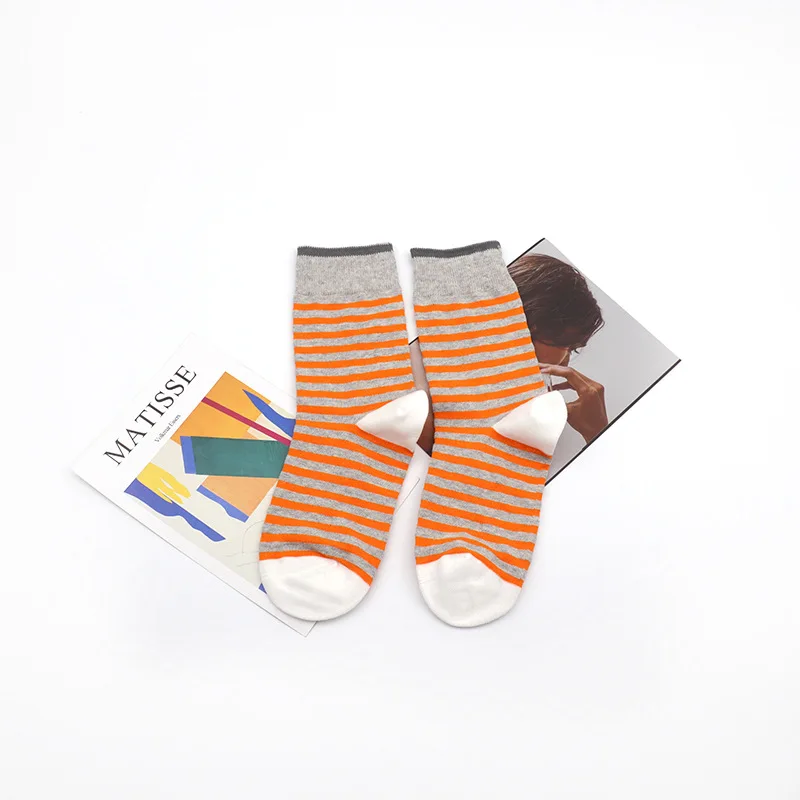 3 pairs High Quality Combed Cotton men socks Happy Couple socks women Middle Tube socks Size EUR36-44
3 pairs High Quality Combed Cotton men socks Happy Couple socks women Middle Tube socks Size EUR36-44