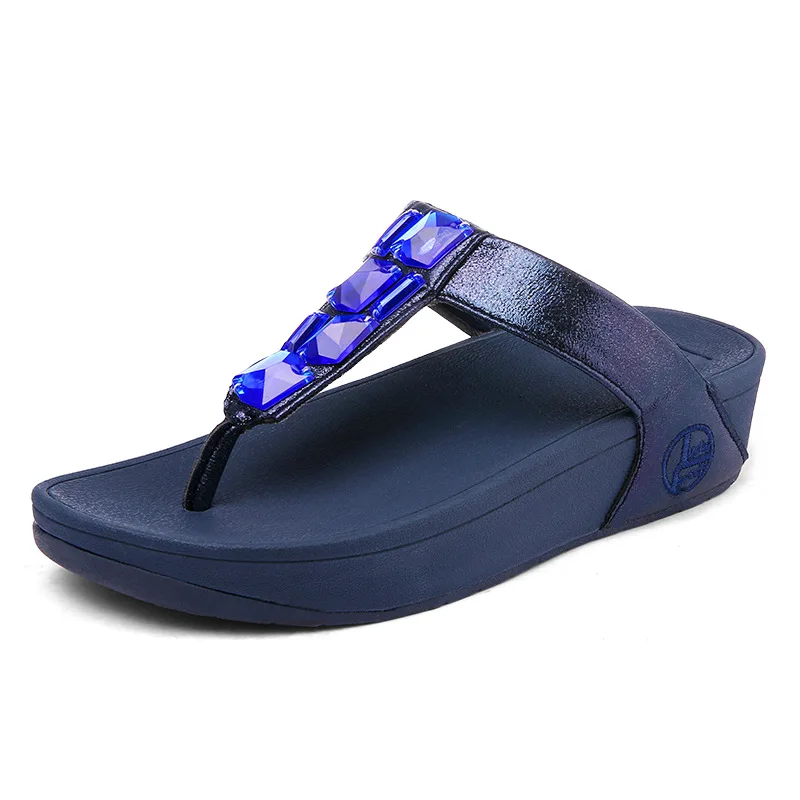 Woman Summer Wedges Slippers Rhinestone Platform Comfortable Slippers Outdoor Beach Casual Open Toe Flip Flops Soft Sandals
Woman Summer Wedges Slippers Rhinestone Platform Comfortable Slippers Outdoor Beach Casual Open Toe Flip Flops Soft Sandals