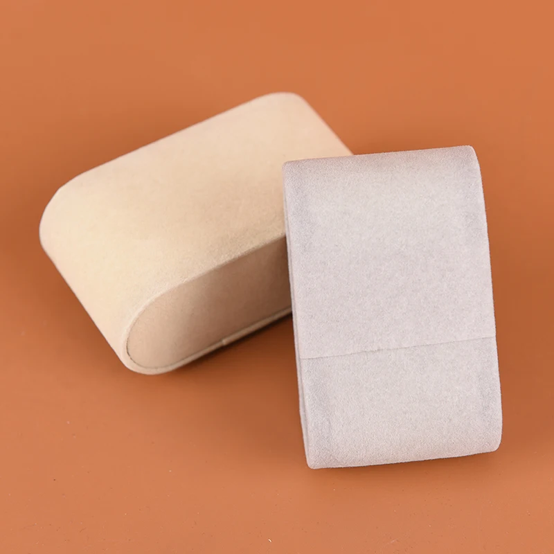 Wholesale Black White Suede Watch Cushions Watch Pillow For Case Storage Box Wrist Watch Bracelet Display Stand Holder Organizer
Wholesale Black White Suede Watch Cushions Watch Pillow For Case Storage Box Wrist Watch Bracelet Display Stand Holder Organizer