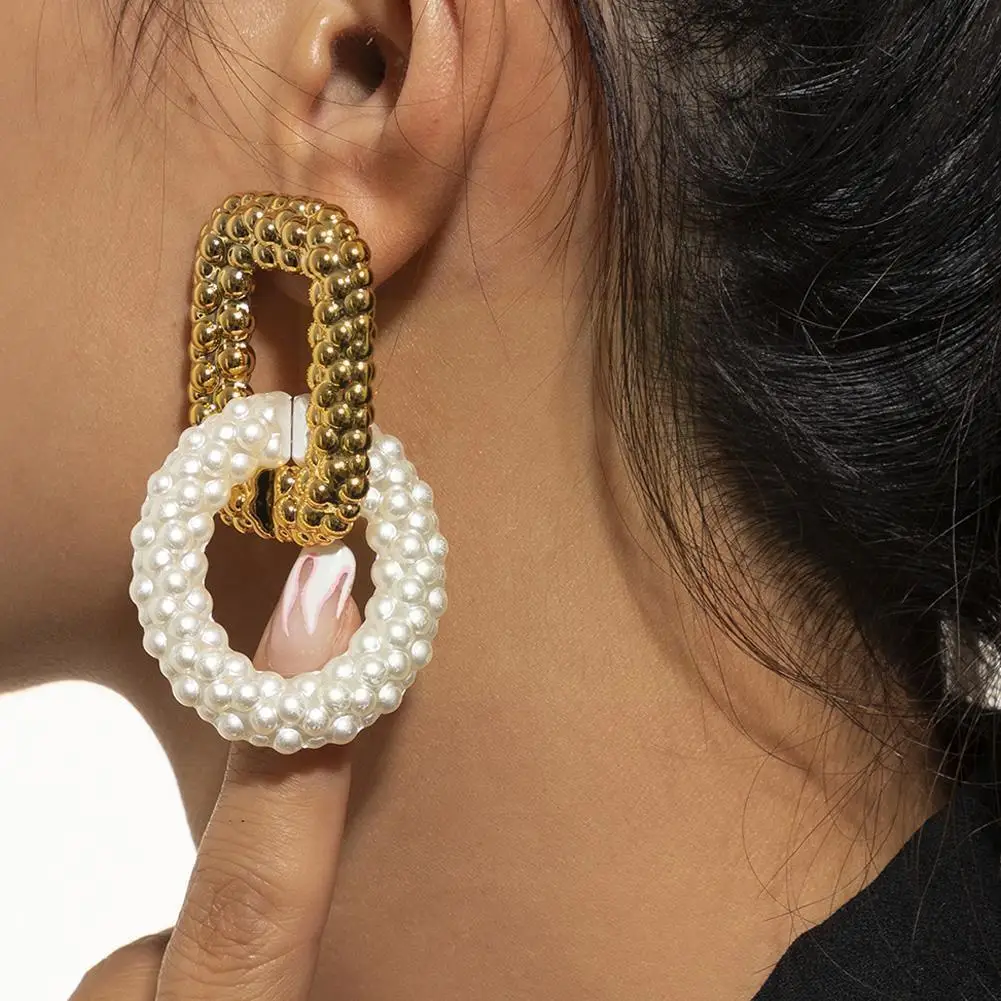 2021 New Geometric Double Ring Lock Earrings Women's Earrings Gifts Refined Simple Jewelry Earrings Y4q8
2021 New Geometric Double Ring Lock Earrings Women's Earrings Gifts Refined Simple Jewelry Earrings Y4q8