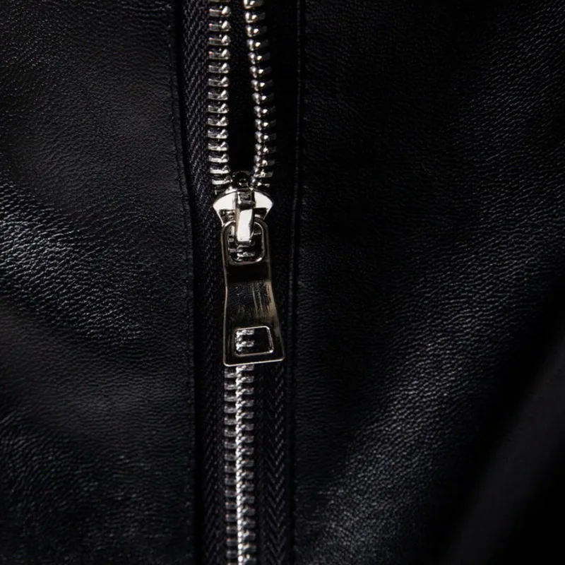 Hooded Jacket PU Motorcycle Leather Coat Men's Fur Integrated Windproof Thicken Jackets Casual Fashion Tide Male Clothes Winter
Hooded Jacket PU Motorcycle Leather Coat Men's Fur Integrated Windproof Thicken Jackets Casual Fashion Tide Male Clothes Winter