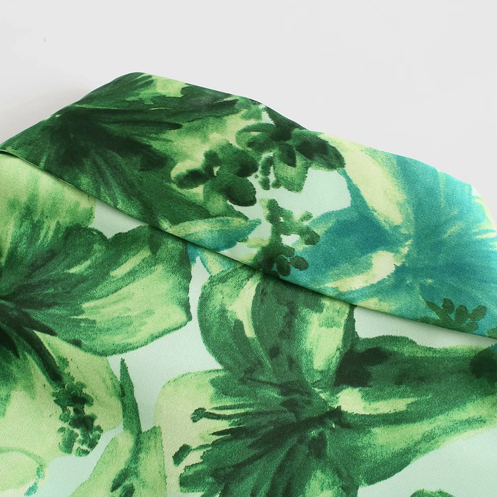2021 Za New Women Fashion Tropical style print loose Blouses Vintage Long Sleeve Button-up Female Shirts Blusas Chic Tops
2021 Za New Women Fashion Tropical style print loose Blouses Vintage Long Sleeve Button-up Female Shirts Blusas Chic Tops