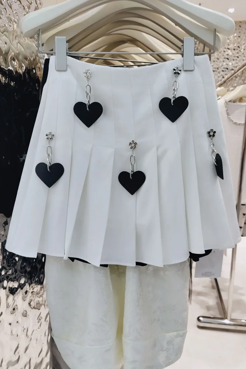 21 Summer Love Pendant Pleated Skirt High Waist Slimming and Short Anti-Exposure A- line College Skirt Tide
21 Summer Love Pendant Pleated Skirt High Waist Slimming and Short Anti-Exposure A- line College Skirt Tide