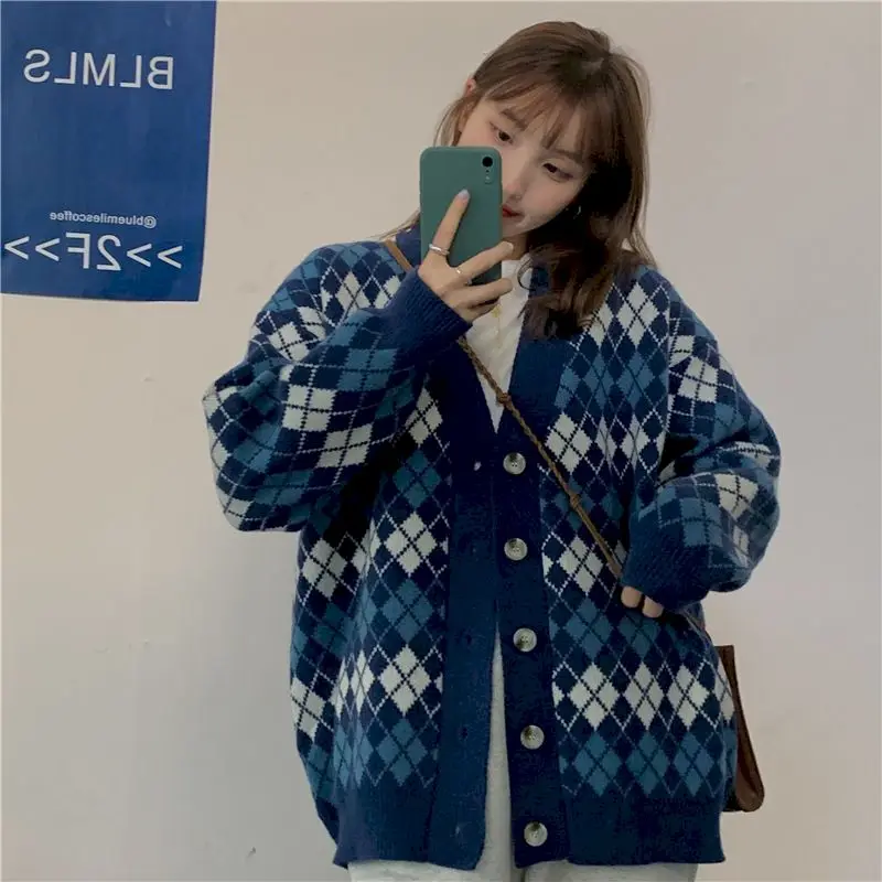 Women knitted cardigan women sweater plaid print autumn winter long sleeve jacket grunge loose preppy style Korean kawaii coat
Women knitted cardigan women sweater plaid print autumn winter long sleeve jacket grunge loose preppy style Korean kawaii coat