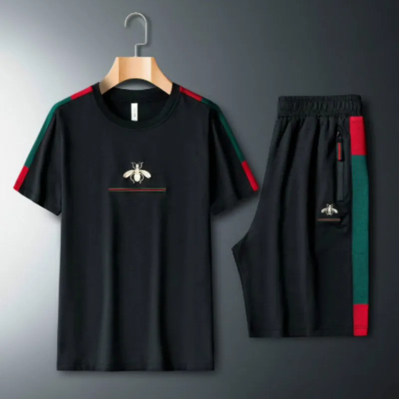 2020 New Spring Autumn Men's Pullover Hooded Tracksuits Drawstring Casual 2-piece Sets Printing Long-Sleeved Fashion Sportswear
2020 New Spring Autumn Men's Pullover Hooded Tracksuits Drawstring Casual 2-piece Sets Printing Long-Sleeved Fashion Sportswear