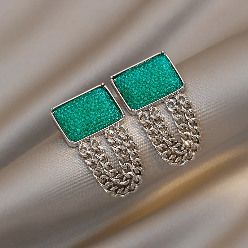 Fashion Woman Earring Exaggerated Green Square Chain Tassel Earrings Are Unusual Accessories For Woman Korean Fashion Jewelry
Fashion Woman Earring Exaggerated Green Square Chain Tassel Earrings Are Unusual Accessories For Woman Korean Fashion Jewelry