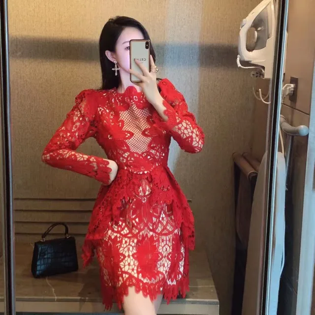 High Quality 2022 New Spring Temperament Elegant Women Lace Patchwork Red Cake Dress
High Quality 2022 New Spring Temperament Elegant Women Lace Patchwork Red Cake Dress