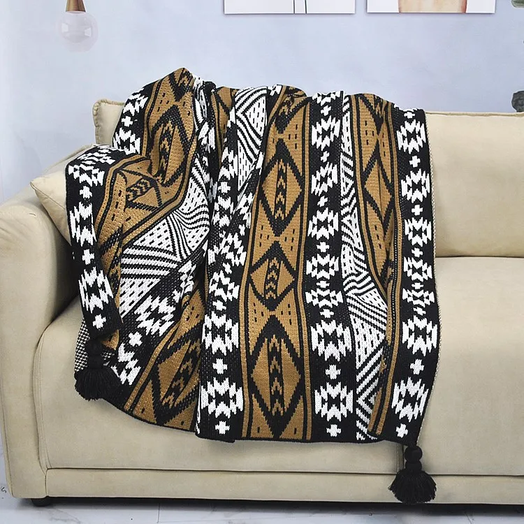 European Simple Spring and Autumn Exquisite Knitted Bohemian Blanket Office Sofa Air Conditioning Wool Blanket
European Simple Spring and Autumn Exquisite Knitted Bohemian Blanket Office Sofa Air Conditioning Wool Blanket
