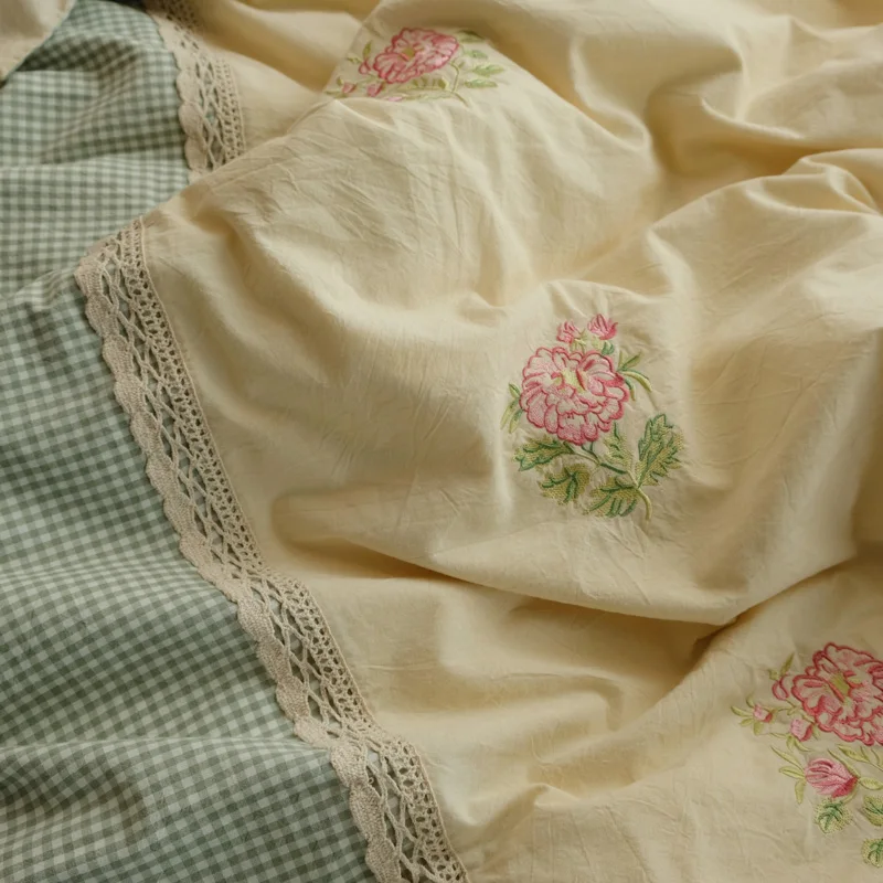 Комплект постельного белья из четырех предметов в стиле принцессы чистого