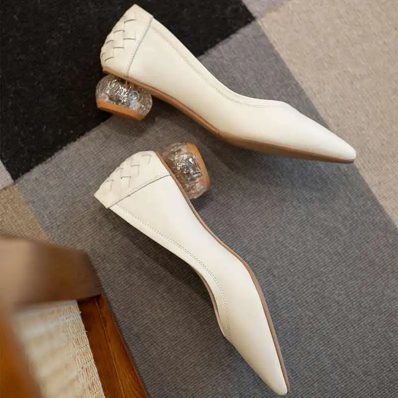 Krazing Pot genuine leather pointed toe med heel simple style young lady streetwear shallow slip on comfortable women pumps L67
Krazing Pot genuine leather pointed toe med heel simple style young lady streetwear shallow slip on comfortable women pumps L67
