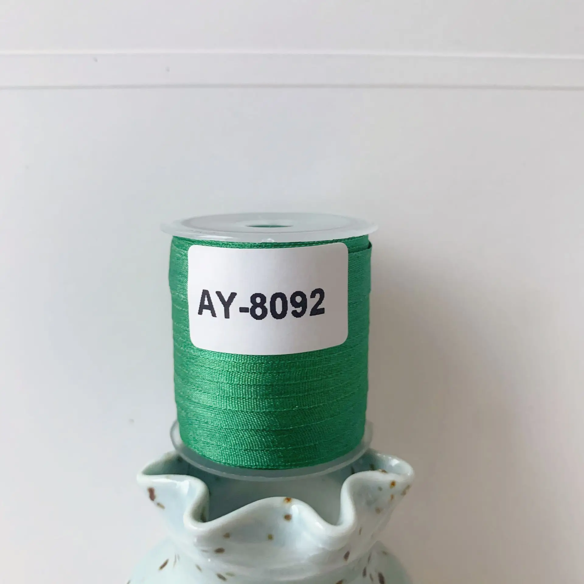 AY-8095 рулон оптовая продажа 2 мм-36 мм 100% чистый шелк Вышивка ленты ручной работы поставка Двусторонняя тонкая тафта шелковая лента
AY-8095 рулон оптовая продажа 2 мм-36 мм 100% чистый шелк Вышивка ленты ручной работы поставка Двусторонняя тонкая тафта шелковая лента