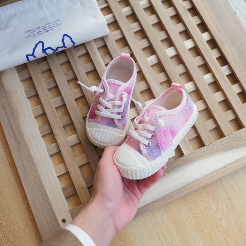 2021 Spring and Autumn New Kids Net Cloth Casual Board Shoes Comfortable Soft-soled Children Shoes Foot Fashion Children Shoes 
2021 Spring and Autumn New Kids Net Cloth Casual Board Shoes Comfortable Soft-soled Children Shoes Foot Fashion Children Shoes