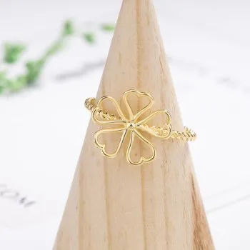 Flower Decoration Small Daisy Net Red Index Finger Hipster Creative Student Personality Ring for Women QXR2040
Flower Decoration Small Daisy Net Red Index Finger Hipster Creative Student Personality Ring for Women QXR2040