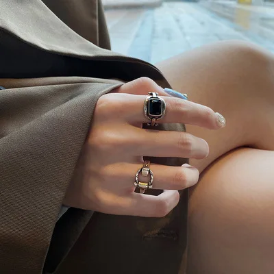 Vintage Geometric Ring For Men And Women Opening Adjustable Ring Europe And America Exquisite Minority Design Accessory 2021
Vintage Geometric Ring For Men And Women Opening Adjustable Ring Europe And America Exquisite Minority Design Accessory 2021