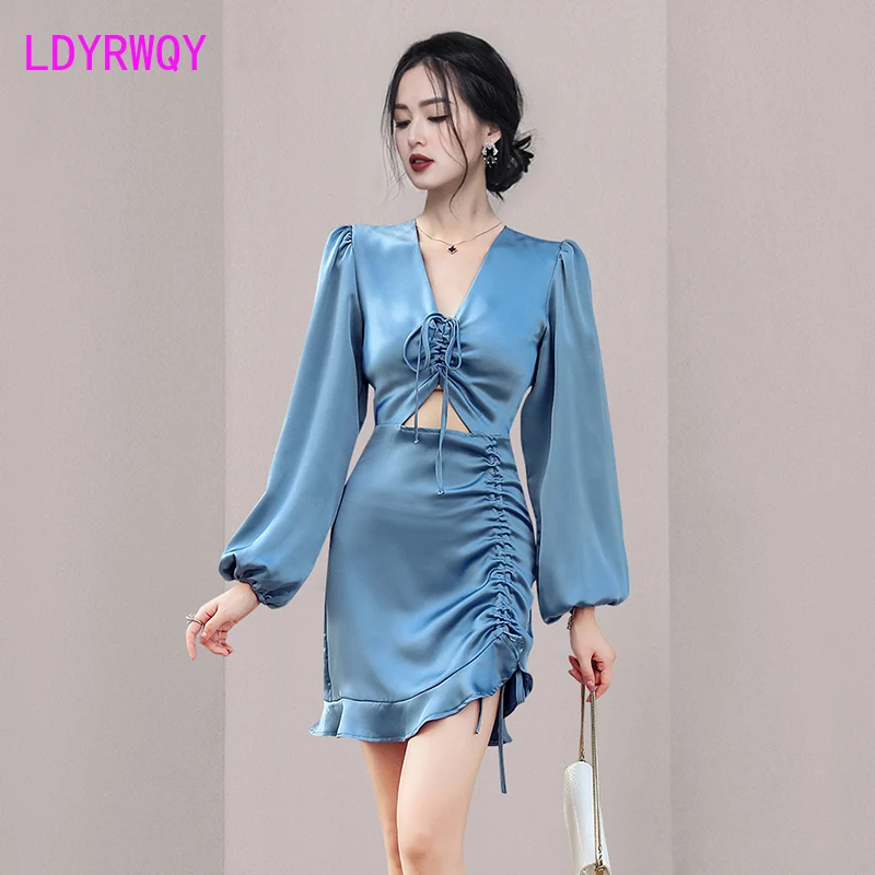 2021 early autumn new v-neck Korean blue long-sleeved waist dress temperament Office Lady COTTON
2021 early autumn new v-neck Korean blue long-sleeved waist dress temperament Office Lady COTTON