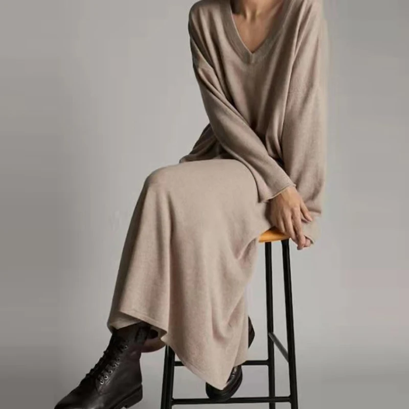 Sexy V Neck Knitted Simple Dress Vintage Women Casual Solid Color Party Dresses New Spring Autumn Loose Long Sleeve A Line Dress
Sexy V Neck Knitted Simple Dress Vintage Women Casual Solid Color Party Dresses New Spring Autumn Loose Long Sleeve A Line Dress
