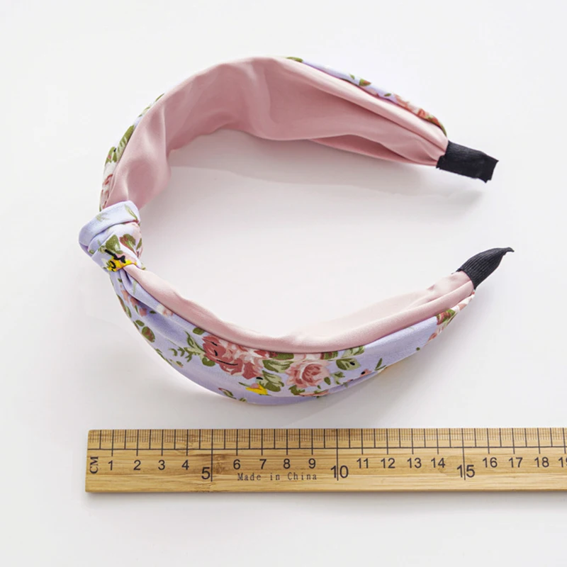 Middle Cross Knotted Head Hoop Flower Print Headband Double Layers Floral Wide Side Hair Hoop Girls Hair Accessories 
Middle Cross Knotted Head Hoop Flower Print Headband Double Layers Floral Wide Side Hair Hoop Girls Hair Accessories