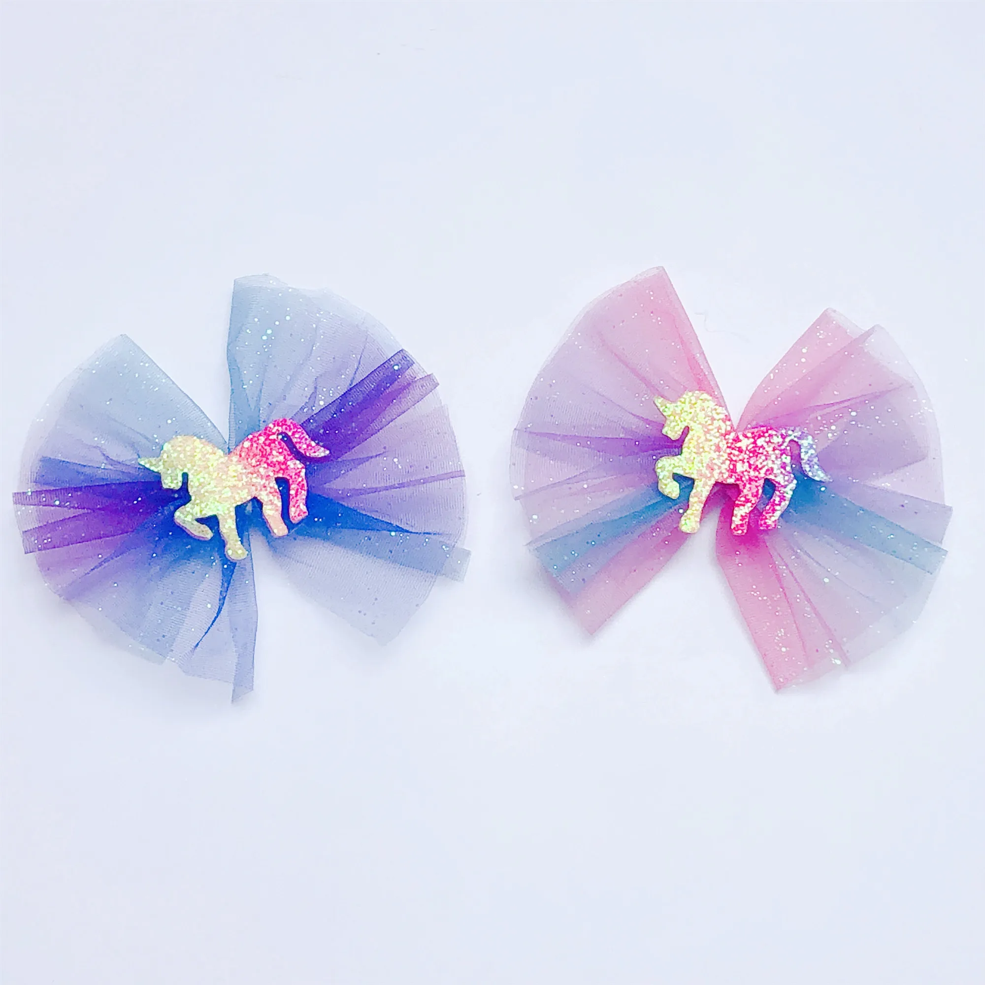 12pcs Fashion Glitter Unicorn Bowknot Hairpins Gradient Mesh Bow Horse Hair Clips Princess Headwear Boutique Hair Accessories 
12pcs Fashion Glitter Unicorn Bowknot Hairpins Gradient Mesh Bow Horse Hair Clips Princess Headwear Boutique Hair Accessories