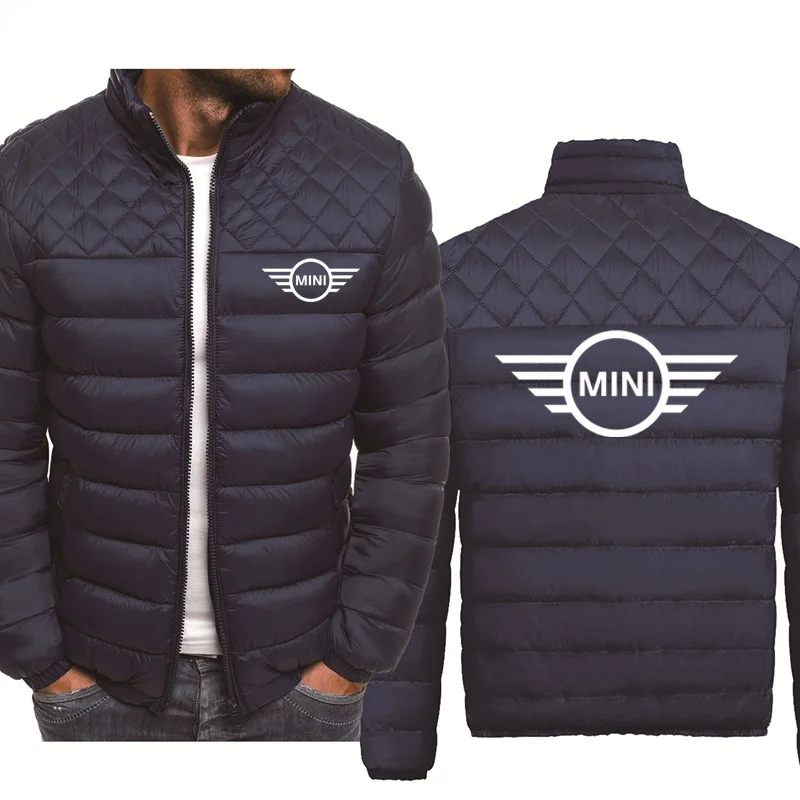 Куртка мужская демисезонная на молнии с принтом логотипа машины
Куртка мужская демисезонная на молнии с принтом логотипа машины