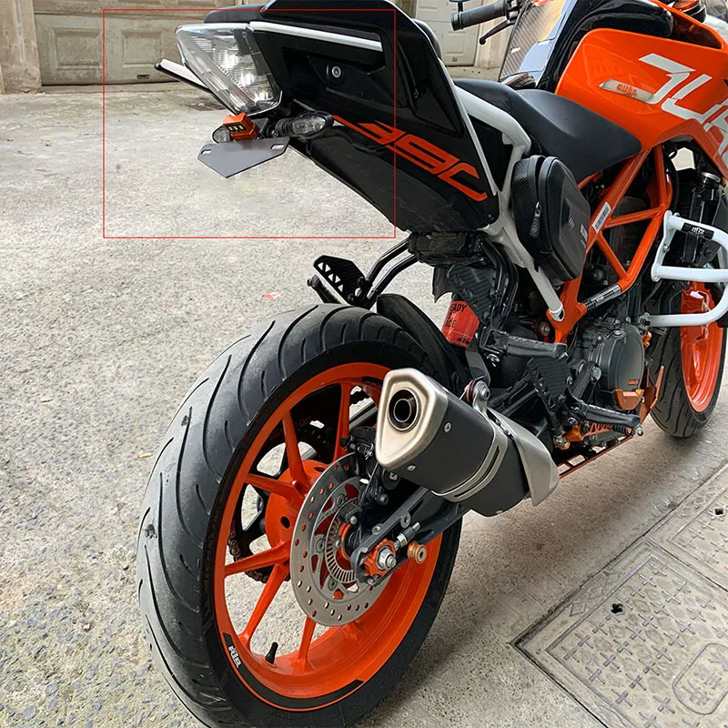 Motorcycle Modified Parts License Plate Holder Rear License Plate Holder With Led Light For KTM DUKE 125 250 390 200 2013-2019
Motorcycle Modified Parts License Plate Holder Rear License Plate Holder With Led Light For KTM DUKE 125 250 390 200 2013-2019