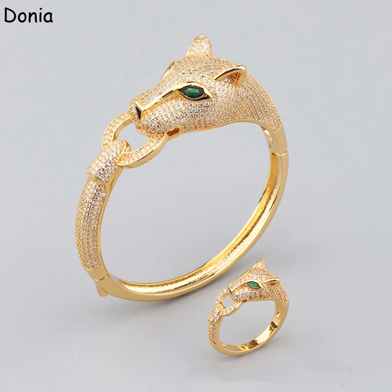 Donia jewelry fashion green eye leopard micro-inlaid AAA zircon bracelet set creative leopard ladies bracelet set
Donia jewelry fashion green eye leopard micro-inlaid AAA zircon bracelet set creative leopard ladies bracelet set