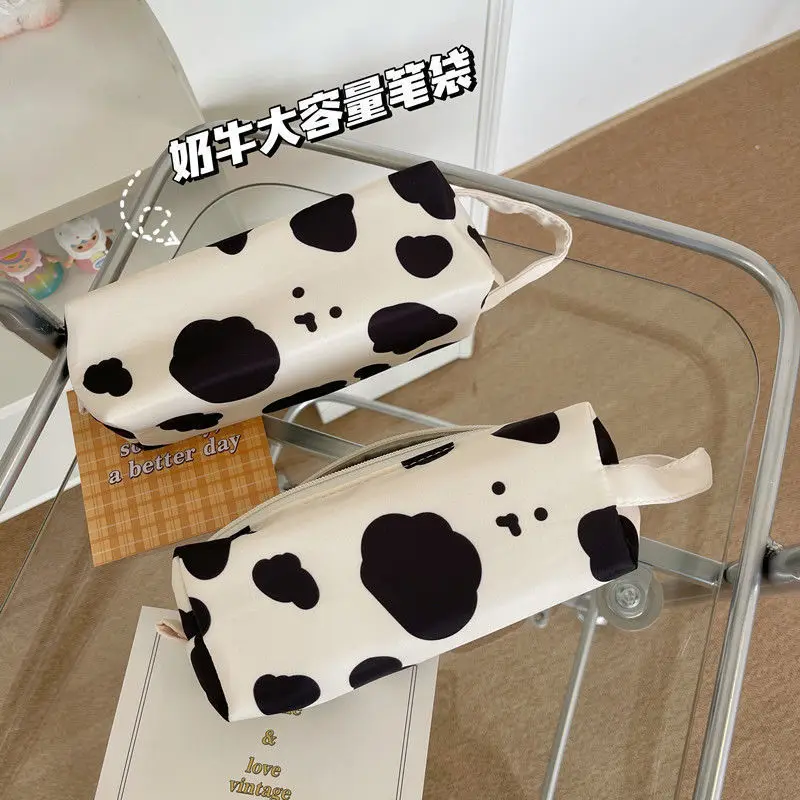 Cute Cow Pencil Case Pen Pouch Plush Kawaii Zipper Bags Cosmetic Make Up Organizer Pouch School Office Stationery Supplies
Cute Cow Pencil Case Pen Pouch Plush Kawaii Zipper Bags Cosmetic Make Up Organizer Pouch School Office Stationery Supplies