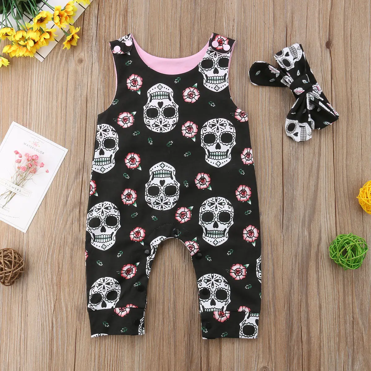 

Girl’s Halloween Skull Printed Romper Sets Sleeveless Snap Button Crotch Strap Bodysuit with Printed Bow Hairband