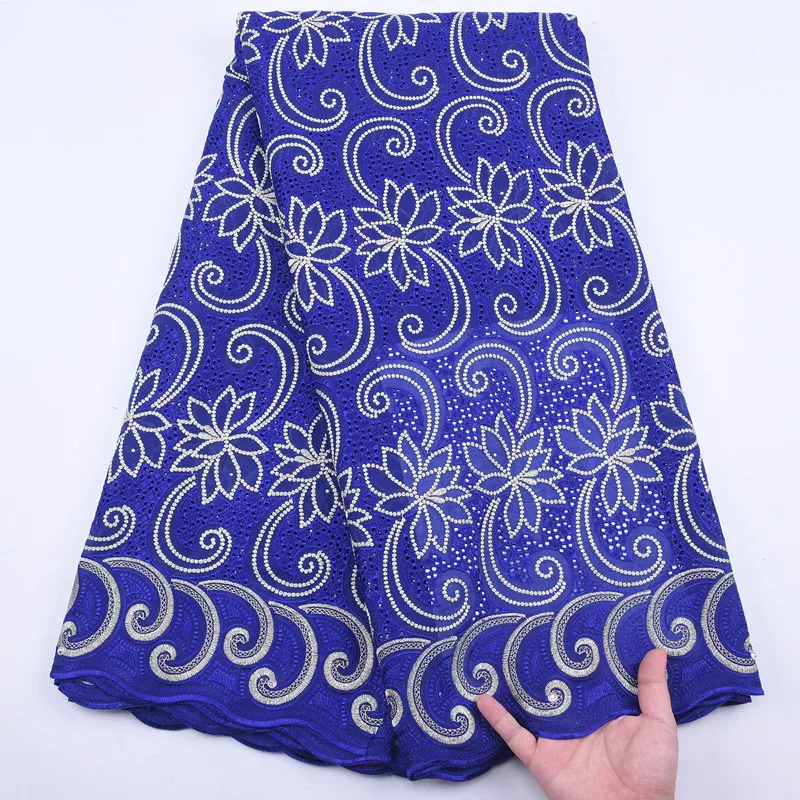 Royal Blue Heavy embroidery African Cotton Lace Fabric High Quality Nigerian Dry Lace Swiss Voile Lace in Switzerland for Dress
Royal Blue Heavy embroidery African Cotton Lace Fabric High Quality Nigerian Dry Lace Swiss Voile Lace in Switzerland for Dress
