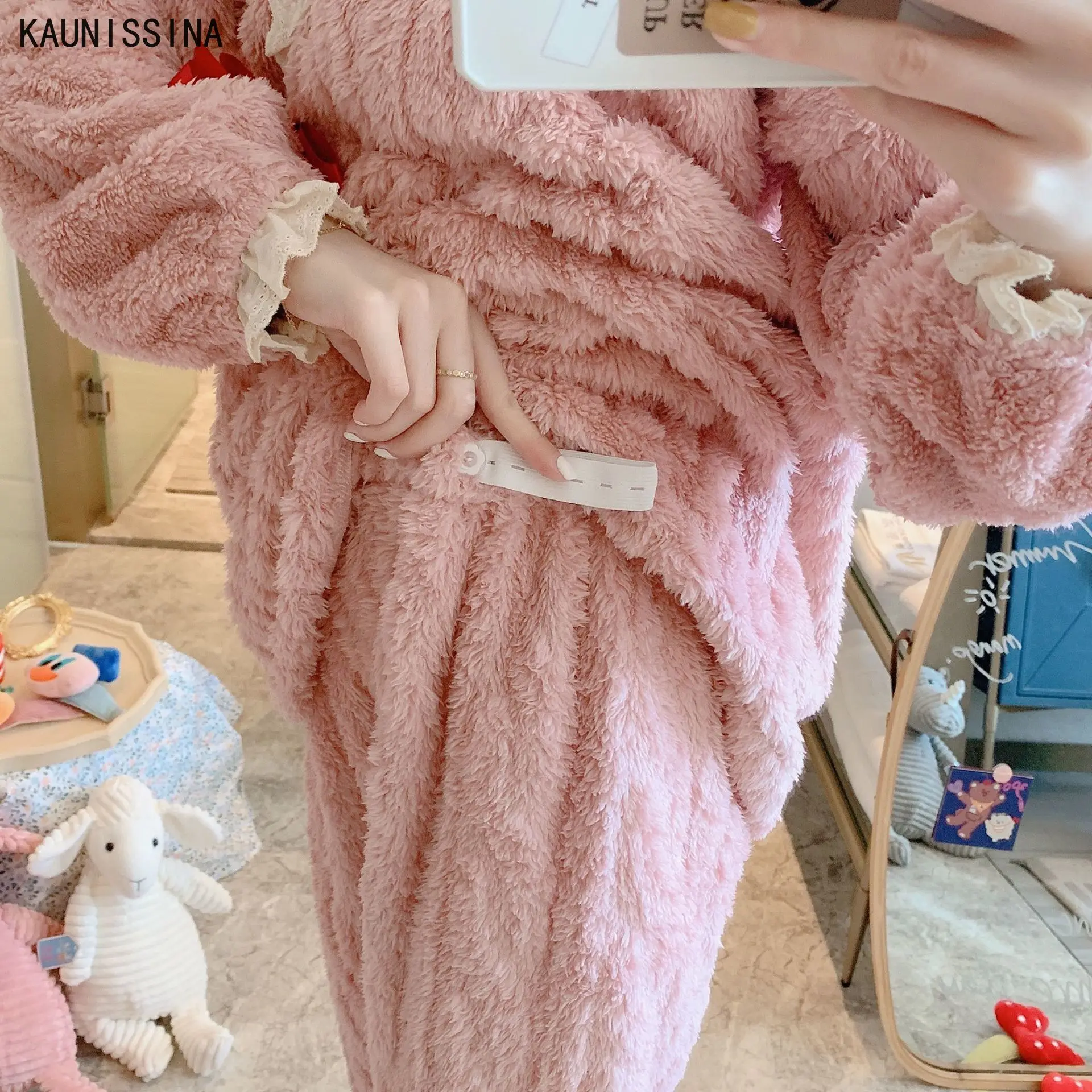 Women Winter Homewear Long Sleeve Pajamas Set Soft Fleece Nighties Nursing Pregnant Pajamas Set Female Warm Sleepwear
Women Winter Homewear Long Sleeve Pajamas Set Soft Fleece Nighties Nursing Pregnant Pajamas Set Female Warm Sleepwear