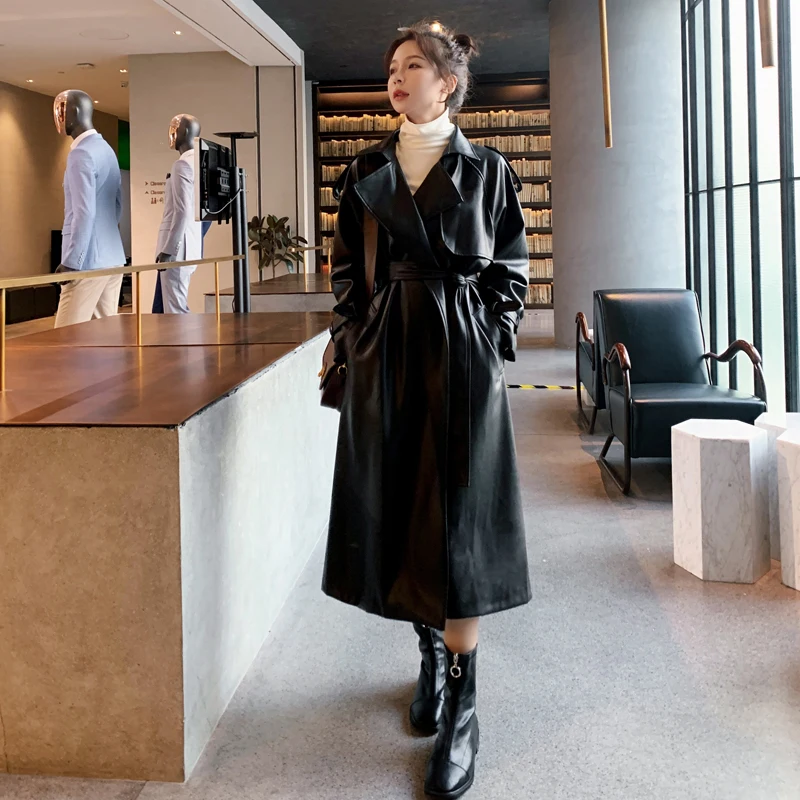 Fashion Brand New Women's Long PU Leather Trench Coat with Belt Lady Windbreaker Waterpoof Female Outerwear Spring Autumn Black
Fashion Brand New Women's Long PU Leather Trench Coat with Belt Lady Windbreaker Waterpoof Female Outerwear Spring Autumn Black