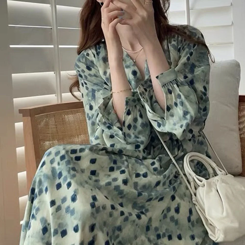 Women's 2021 New Spring And Autumn Commuter Fashion Tea Break Skirt French Large Size Thin And Small Temperament Dresses 
Women's 2021 New Spring And Autumn Commuter Fashion Tea Break Skirt French Large Size Thin And Small Temperament Dresses
