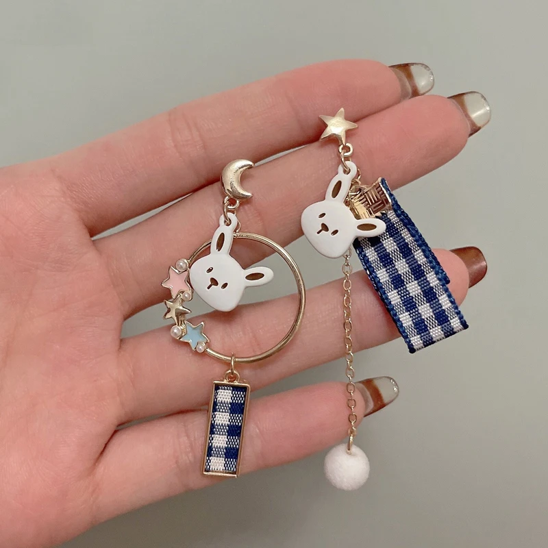 S925 needle Women Jewelry Little Rabbit Earrings 2021 New Trend Enamel Coating Cloth Bead Drop Earrings For Celebration Gifts
S925 needle Women Jewelry Little Rabbit Earrings 2021 New Trend Enamel Coating Cloth Bead Drop Earrings For Celebration Gifts