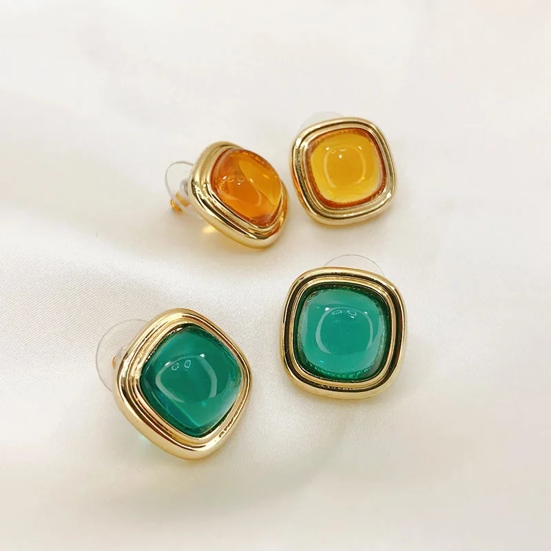 2021 New Fashion Geometric Retro Copper Inlaid Earrings Women Light Luxury Elegant Style Yuppie Wind Man And Women Earrings
2021 New Fashion Geometric Retro Copper Inlaid Earrings Women Light Luxury Elegant Style Yuppie Wind Man And Women Earrings