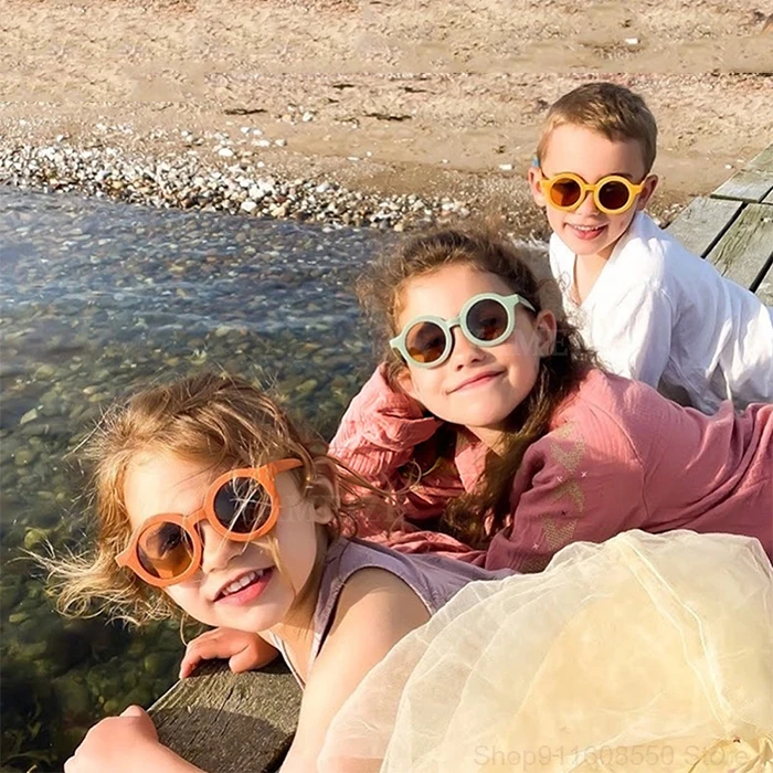 GOZLUGU Fashion Round Kids Sunglasses Girls Boys Glasses Baby Outdoor Goggles UV Protection Vintage Sunglasses Children Eyewear.
GOZLUGU Fashion Round Kids Sunglasses Girls Boys Glasses Baby Outdoor Goggles UV Protection Vintage Sunglasses Children Eyewear.
