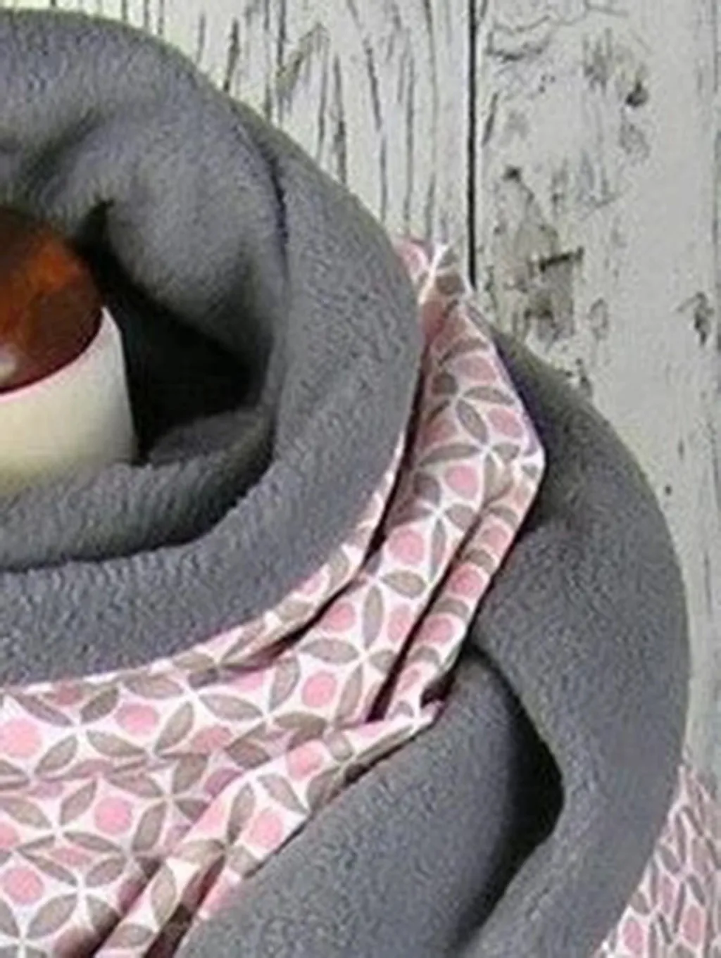 Fashion Winter Thick Plush Scarf Women Floral Printing Button Soft Wrap Casual Winter Warm Scarves Shawls Scarf Women Face Cover
Fashion Winter Thick Plush Scarf Women Floral Printing Button Soft Wrap Casual Winter Warm Scarves Shawls Scarf Women Face Cover