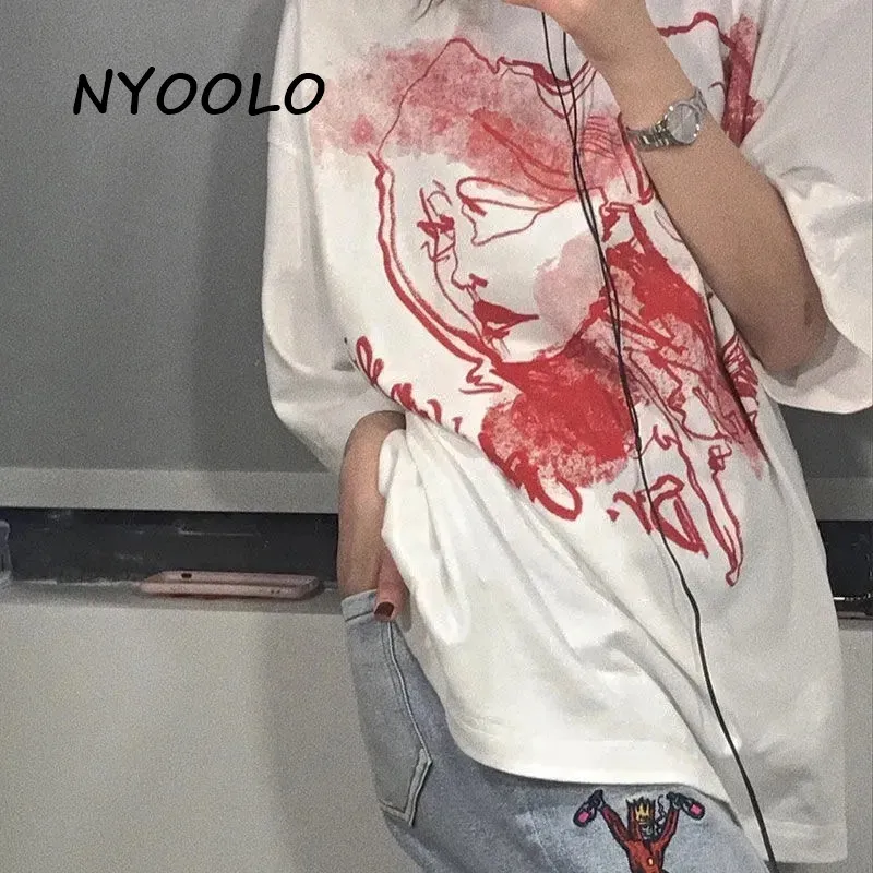 Женская футболка с коротким рукавом, в стиле хип-хоп
Женская футболка с коротким рукавом, в стиле хип-хоп