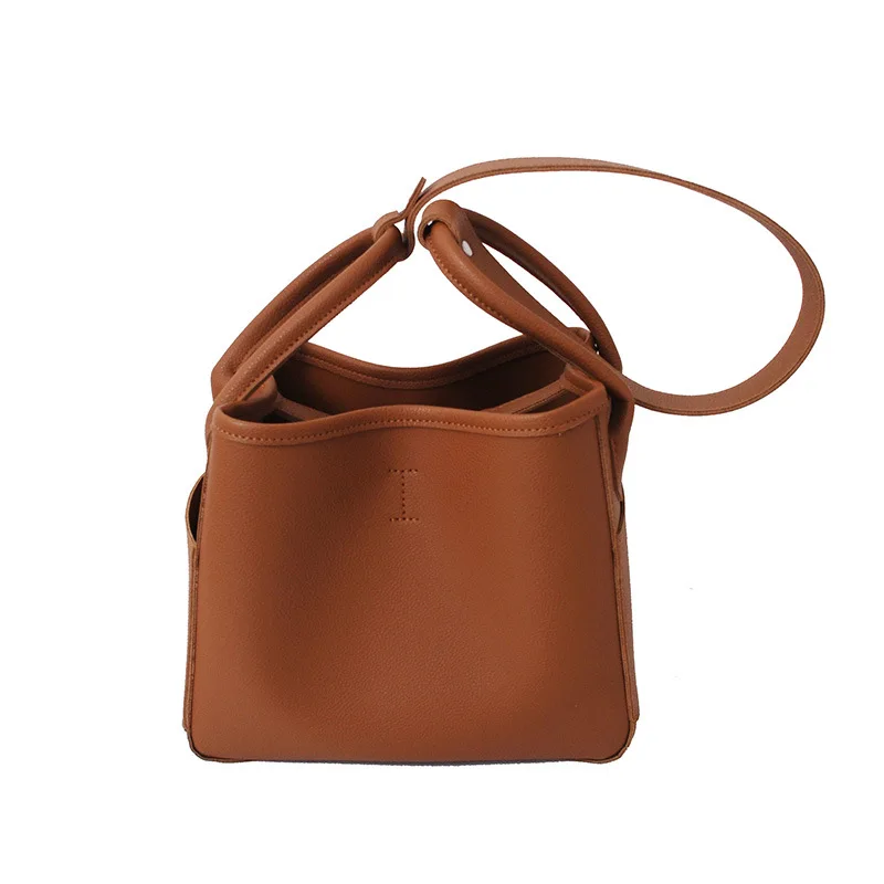 Women's Bag 2021 Korean Style New Fashion Women's Portable Shoulder Bag Pu Small Inner Bag Bucket Bag Fashion
Women's Bag 2021 Korean Style New Fashion Women's Portable Shoulder Bag Pu Small Inner Bag Bucket Bag Fashion
