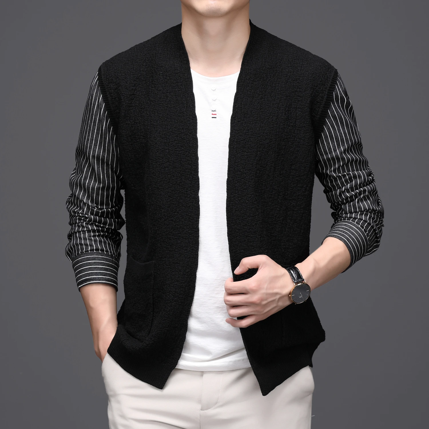 Trendy Stripe Patchwork Cardigan Men Novelty Long Shirt Sleeve Sim Fit Cardigan Masculino Sweater Men Fashion Big Size Cardigan
Trendy Stripe Patchwork Cardigan Men Novelty Long Shirt Sleeve Sim Fit Cardigan Masculino Sweater Men Fashion Big Size Cardigan