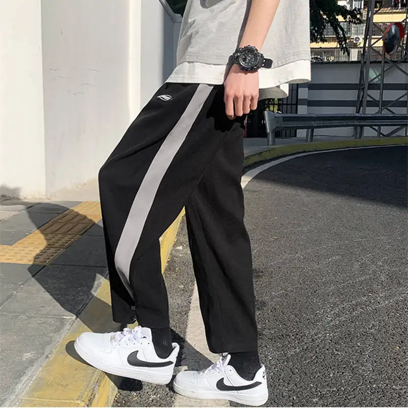 Summer ice silk pants men's straight Capris casual pants men's air conditioning pants thin students' fashion Korean version
Summer ice silk pants men's straight Capris casual pants men's air conditioning pants thin students' fashion Korean version