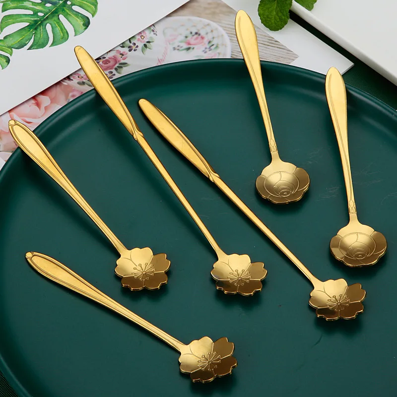 6Pcs Flowers Design Gold Spoon Long Handle Dessert Tea Coffee Mixing Spoon Stainless Steel Vintage Teaspoons Drink Tableware
6Pcs Flowers Design Gold Spoon Long Handle Dessert Tea Coffee Mixing Spoon Stainless Steel Vintage Teaspoons Drink Tableware