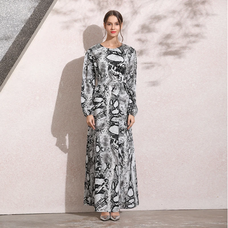 Fashion Leopard Kaftan Dubai Opened Gown Dress For Women Loose Maxi Dress Long Sleeve Muslim Turkey Robe Femme Arabic Clothes
Fashion Leopard Kaftan Dubai Opened Gown Dress For Women Loose Maxi Dress Long Sleeve Muslim Turkey Robe Femme Arabic Clothes