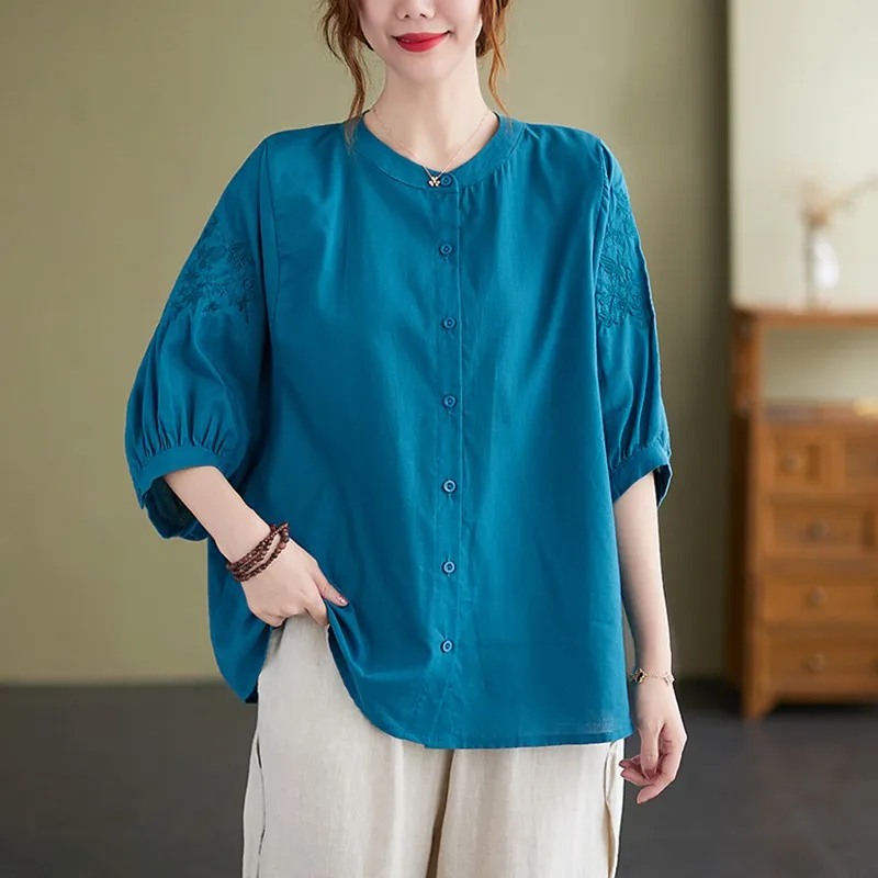 Women Cotton Linen Casual Shirts New 2021 Summer Vintage Style Floral Embroidery Loose Female Half Sleeve Tops B721
Women Cotton Linen Casual Shirts New 2021 Summer Vintage Style Floral Embroidery Loose Female Half Sleeve Tops B721