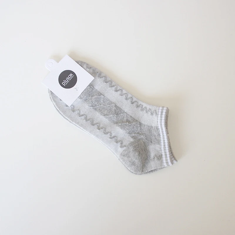 New Spring And Summer Socks Cotton Women's Boat Socks Striped Dark Mesh Soft And Comfortable Sportswear Socks
New Spring And Summer Socks Cotton Women's Boat Socks Striped Dark Mesh Soft And Comfortable Sportswear Socks
