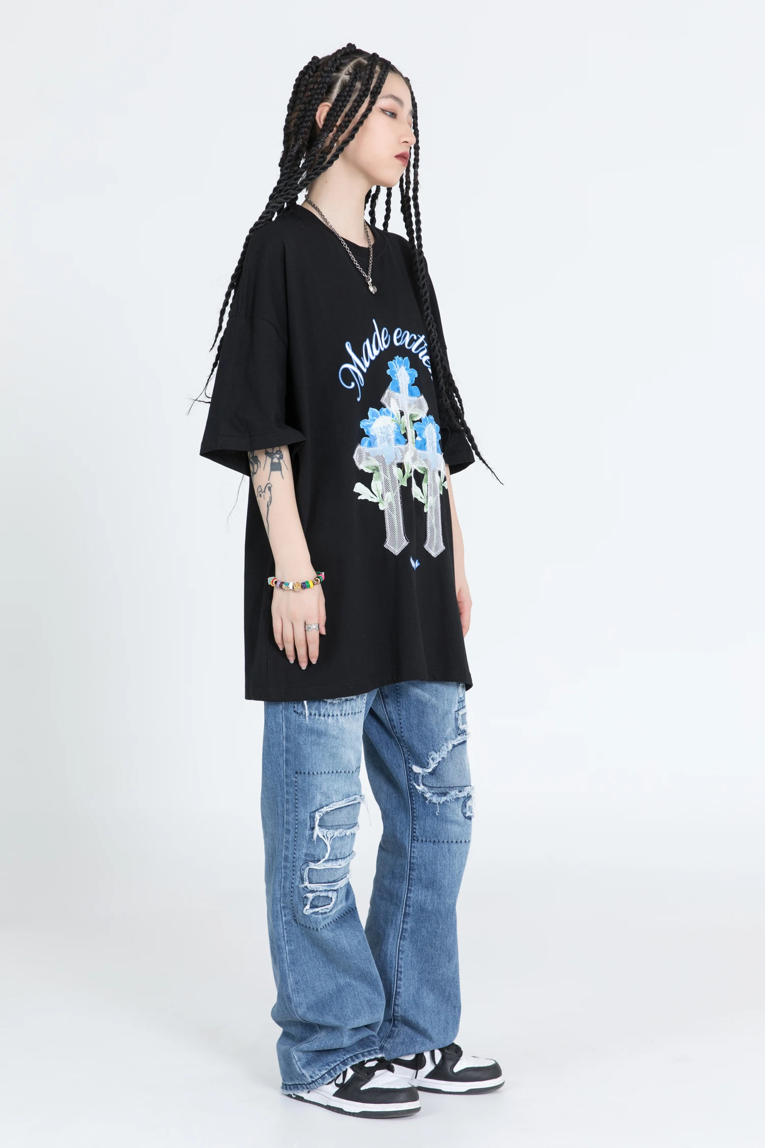 Oversize Hip Hop Men Tshirt Streetwear letter Diamond rose print T-Shirt 2021 Harajuku Casual Tops Tees Short Sleeve Cotton 
Oversize Hip Hop Men Tshirt Streetwear letter Diamond rose print T-Shirt 2021 Harajuku Casual Tops Tees Short Sleeve Cotton