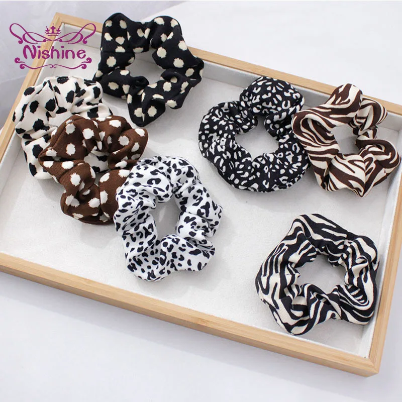 Vintage Leopard Print Large Intestine Hair Rope Cute Zebra Striped Elastic Hairband DIY Handmade Ponytail Headwear Holiday Gifts
Vintage Leopard Print Large Intestine Hair Rope Cute Zebra Striped Elastic Hairband DIY Handmade Ponytail Headwear Holiday Gifts