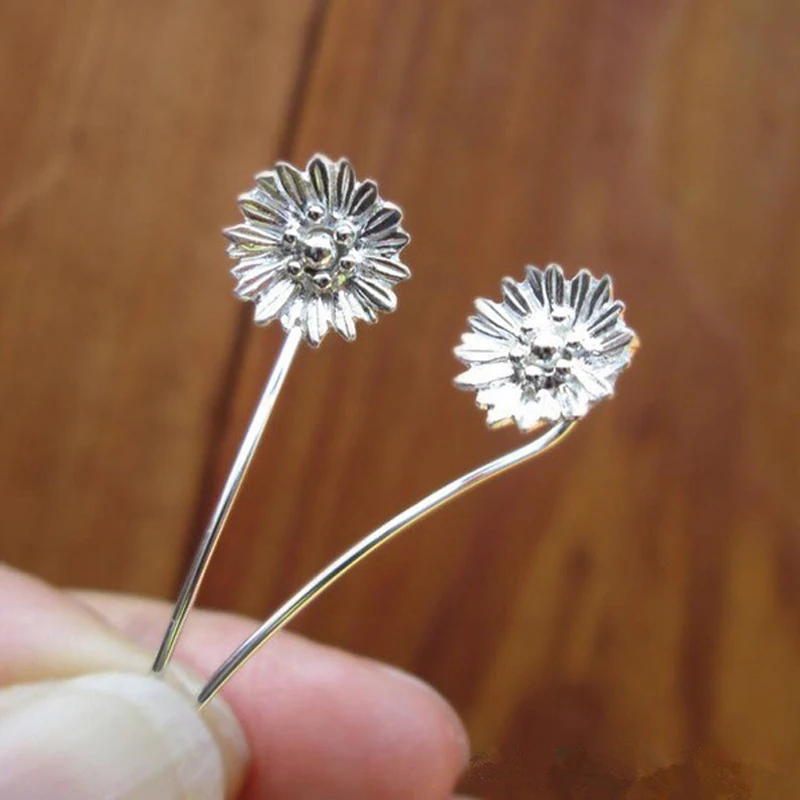 New Flower Earrings Fashion Charm Heart Lotus Ear Line S92 5 Silvery Jewelry For Wedding Engagement Women's Best New Year Gifts
New Flower Earrings Fashion Charm Heart Lotus Ear Line S92 5 Silvery Jewelry For Wedding Engagement Women's Best New Year Gifts
