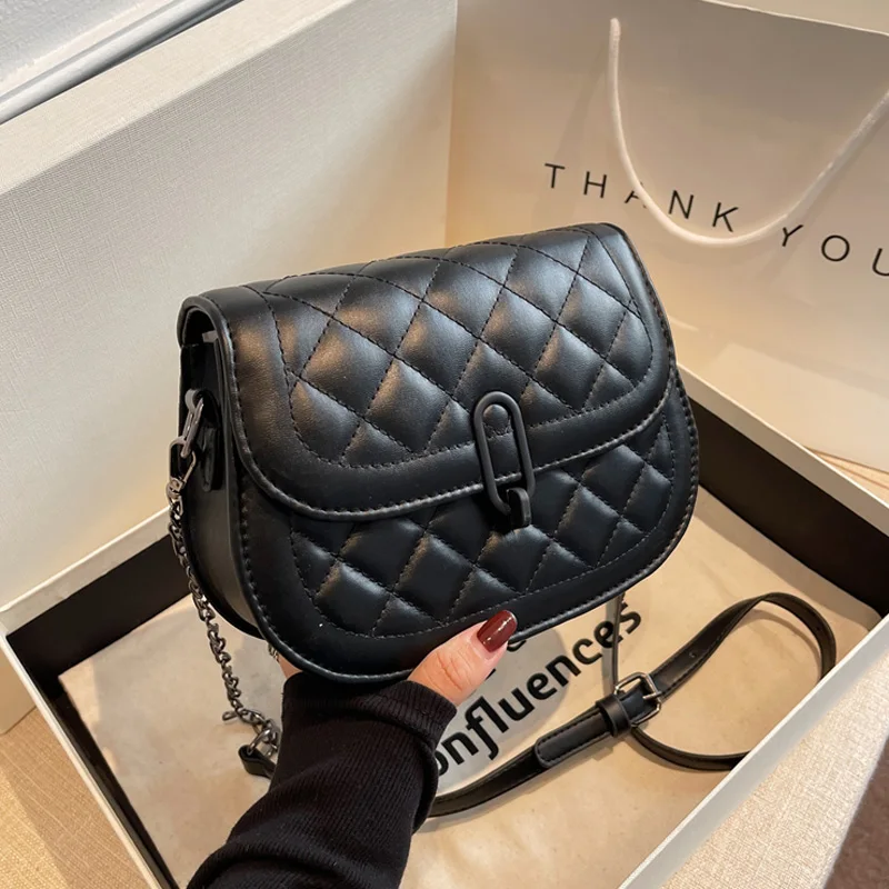 Luxury Designer Chain Crossbody Bags For Women High Quality PU Leather Lingge Shoulder Bag Female Fashion Ladies Shopper Handbag
Luxury Designer Chain Crossbody Bags For Women High Quality PU Leather Lingge Shoulder Bag Female Fashion Ladies Shopper Handbag