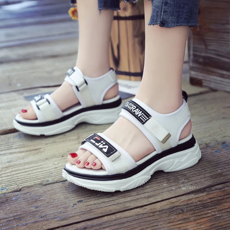 Women's Sports Sandals 2021 Summer Women's Thick Bottom Light Open Toe Velcro Casual Sports Shoes Flat Bottom Comfortable
Women's Sports Sandals 2021 Summer Women's Thick Bottom Light Open Toe Velcro Casual Sports Shoes Flat Bottom Comfortable